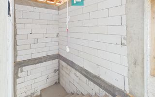 Vilă la roșu cu 4 dormitoare în Fântânele - Poză 10
