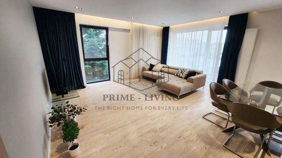 Apartament situat la etajul doi al unui bloc cu 3 etaje - Poză 3