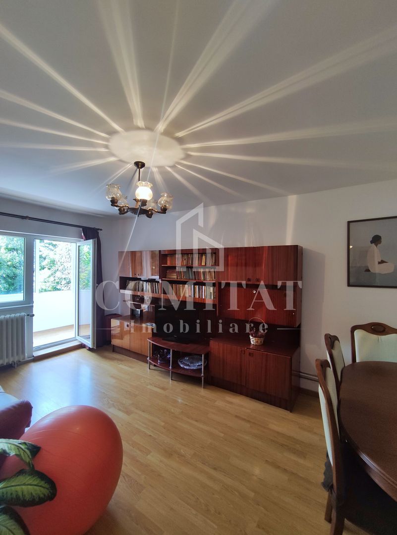 Apartament cu 4 camere decomandate | Zona Cipariu - Poză 3