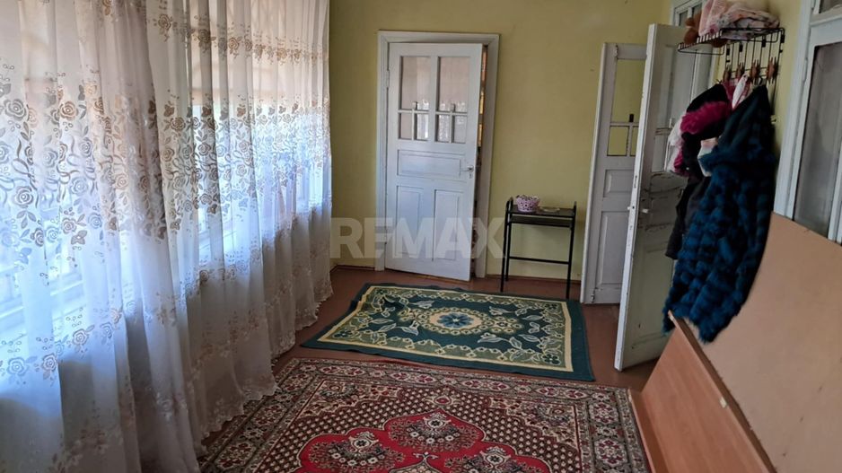 Casă de vânzare în Hâncești - Poză 2
