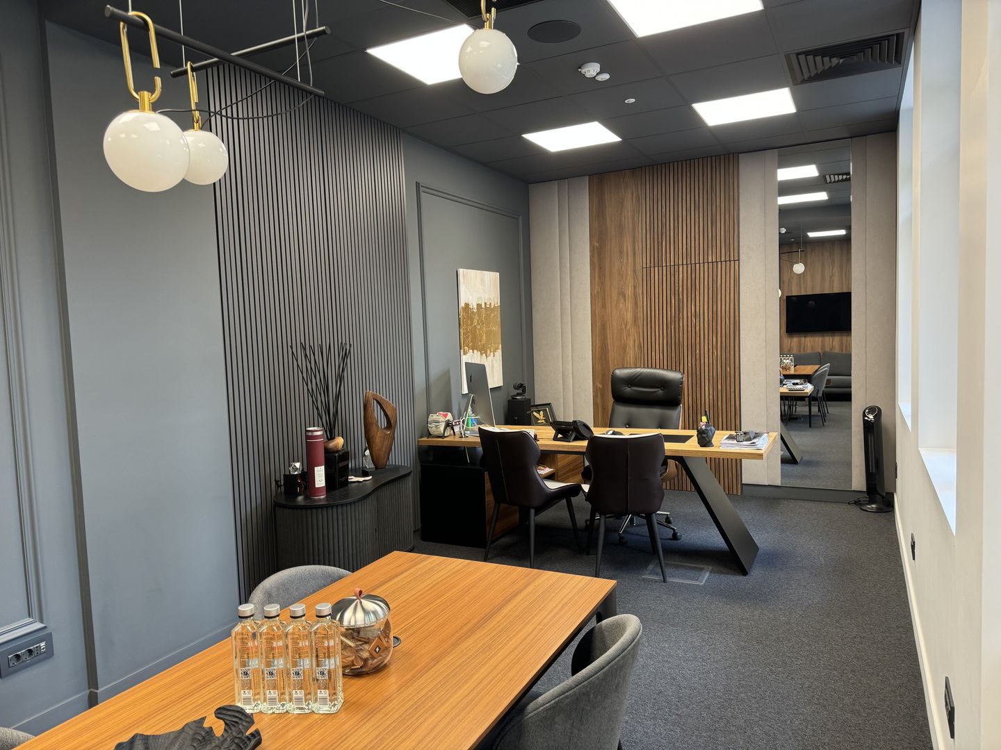 Imobil Premium de Închiriat: Eficiență și Tehnologie de Vârf - Poză 35