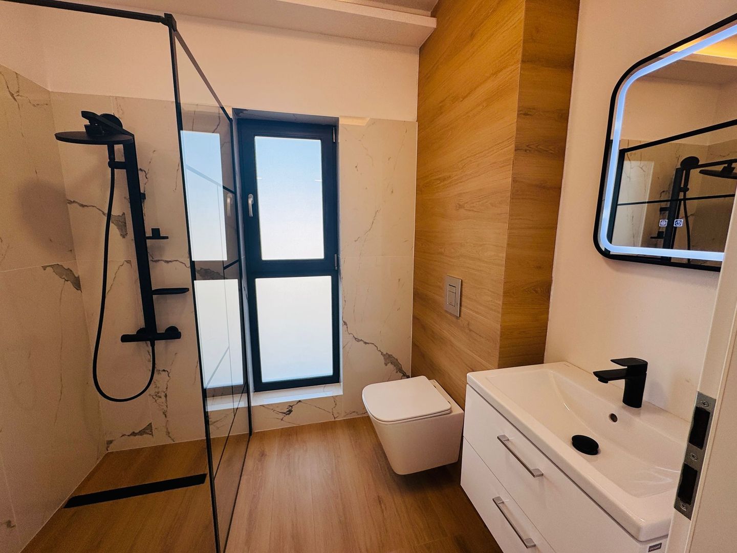 Vila P+1+M 5 camere Popesti-Leordeni-Centura A0 - Poză 21