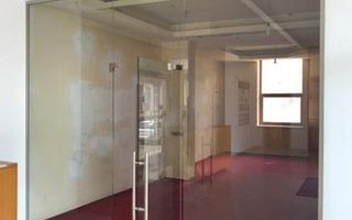 BRASADAS vinde Cladire de Birouri Inchiriat in Zona Unirii. - Poză 3