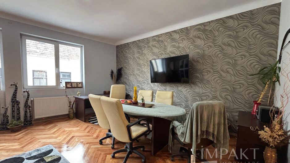 Spatiu de birouri ultra central - Poză 1