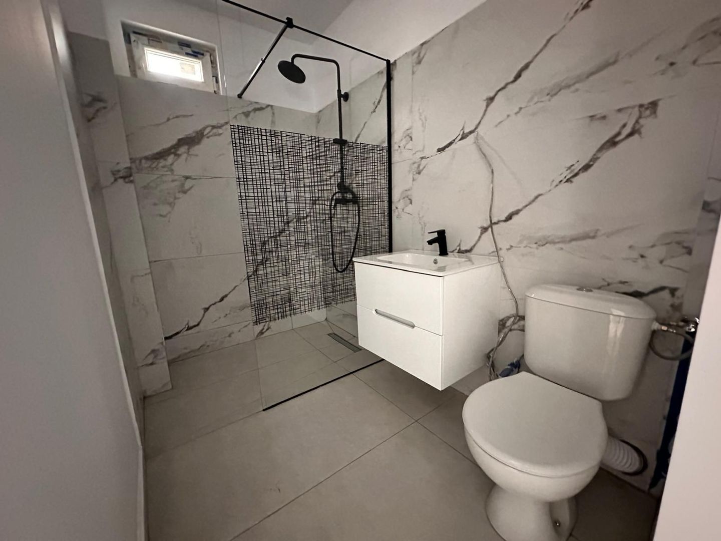 renovat complet – Ferdinand | Autogara de Est | Mutare imediată - Poză 2