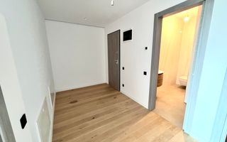 APARTAMENT DEOSEBIT CU 3 CAMERE LA VANZARE CU VEDERE LA LAC - Poză 11