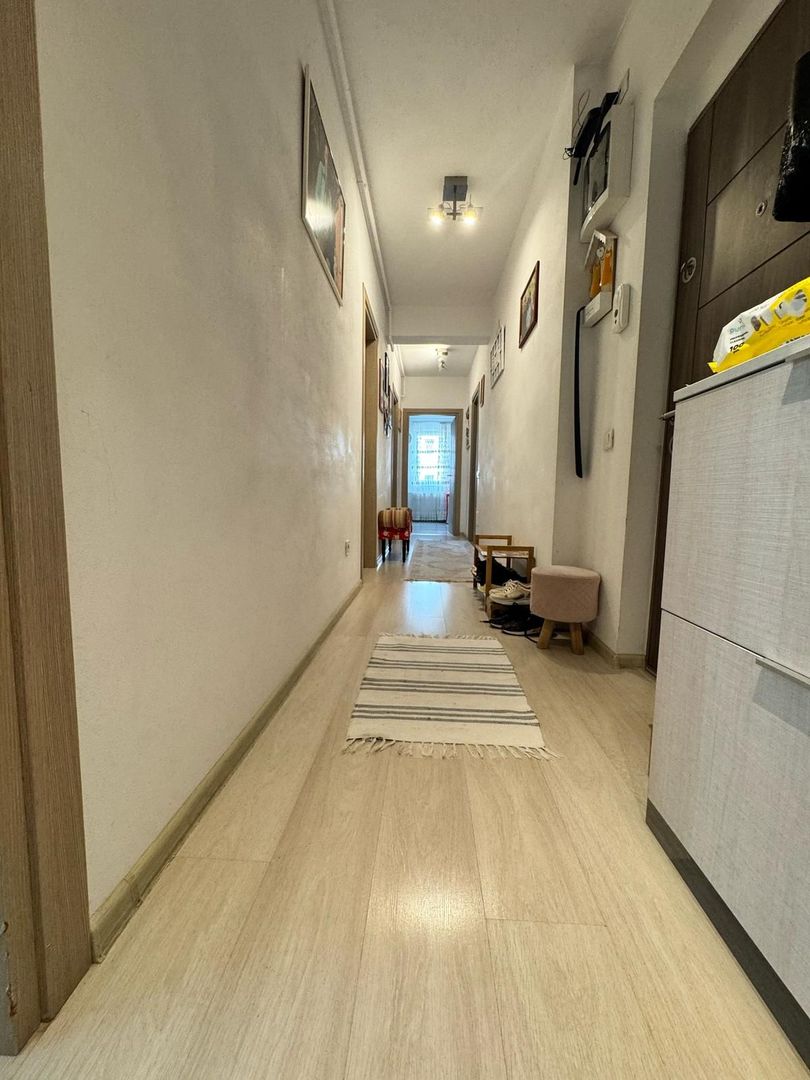 Apartament 3 camere Bragadiru Cristalului - Poză 14