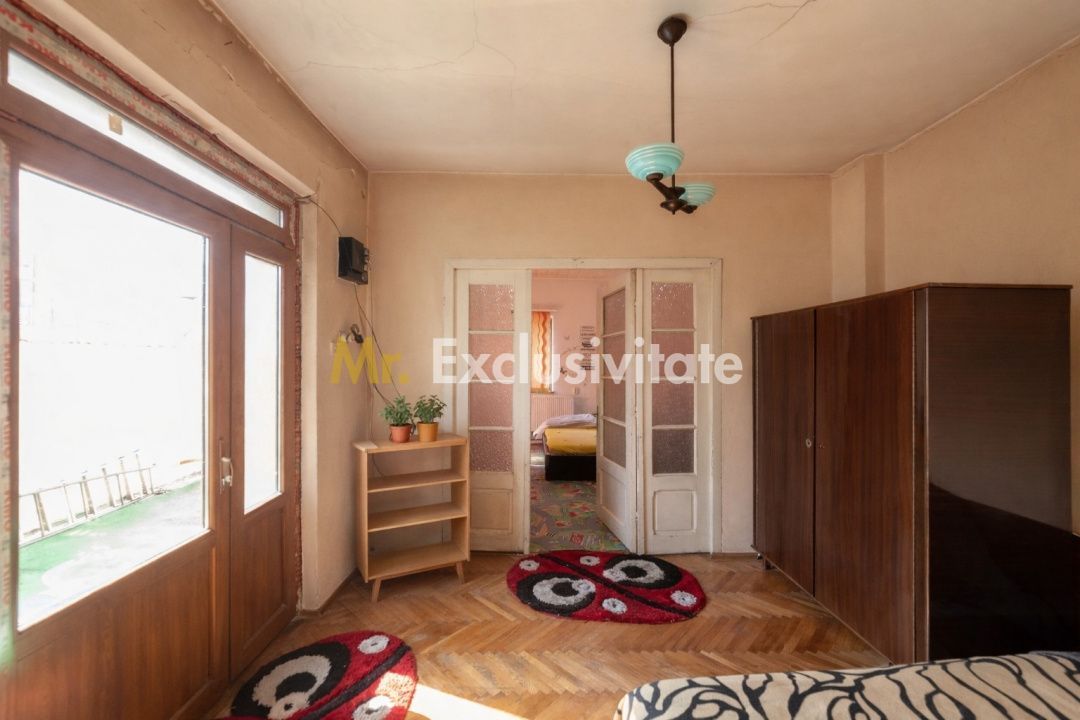 Casa cu potential/ zona Sf Vineri/ 126 mp teren/ Regim urbanistic avantajos - Poză 5