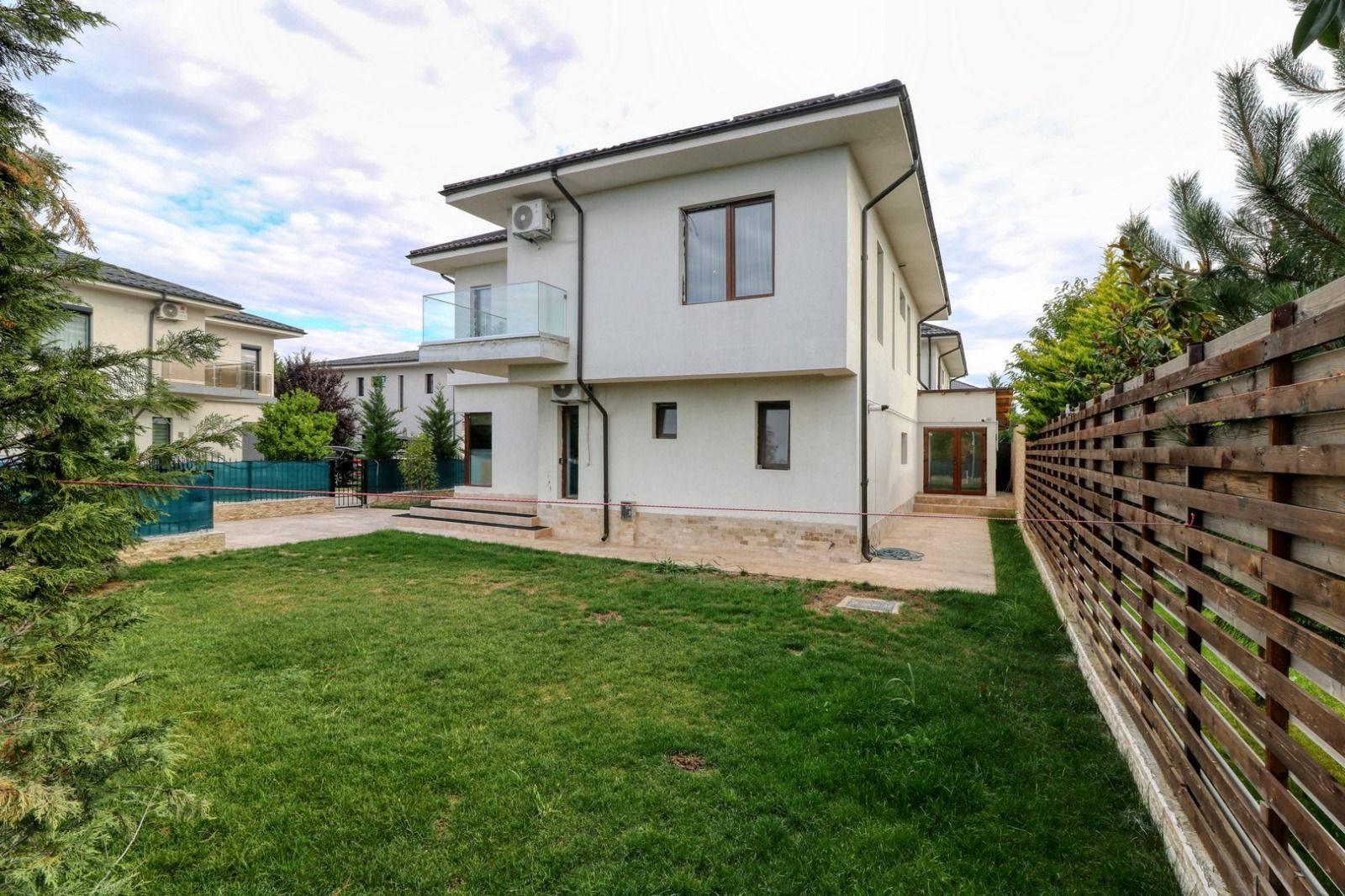 Paradisul Verde – Vilă P+1E, High-Premium- 200mp   Comision 0% - Poză 6