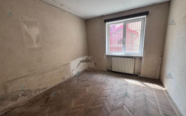 Apartament 3 camere de vânzare – zona centrală/parter - Poză 2