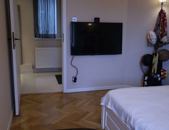 Apartament 3 camere 94 mp, Ultracentral, centrala proprie, bloc fără risc - Poză 9