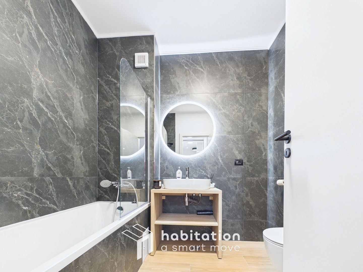 Apartament cu vedere spectaculoasă, prima închiriere,  Nord One - Poză 17