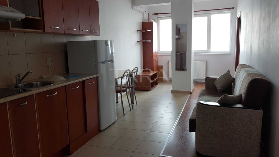 Apartament 2 camere, mobilat și utilat, în zona centrală - Poză 1