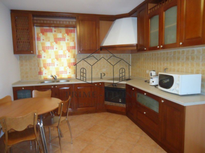 VILA RECENT RENOVATA LA INCHIRIERE - Poză 4
