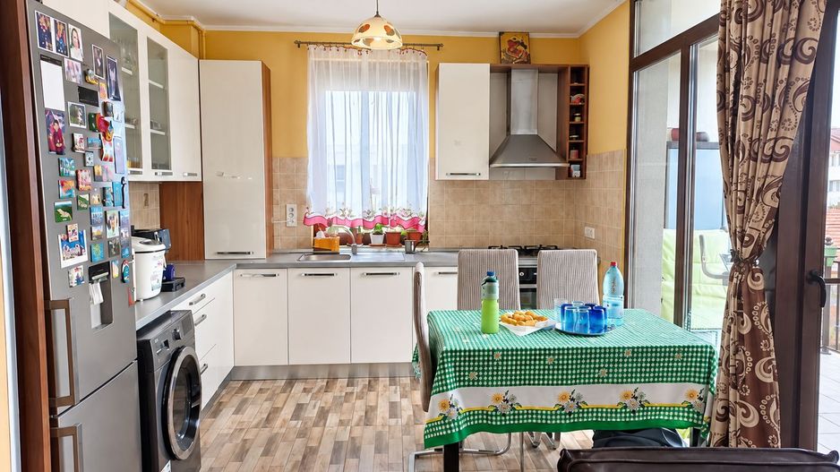 Soarelui–Braytim | 3 camere | Mobilat-Utilat | Parcare în CF - Poză 1