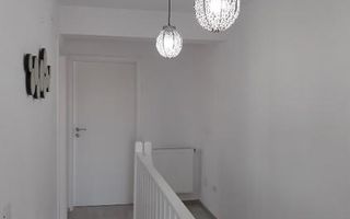 Casă duplex spațioasă, modernă, 2 băi, 2 locuri de parcare, terasă, priveliște - Poză 4