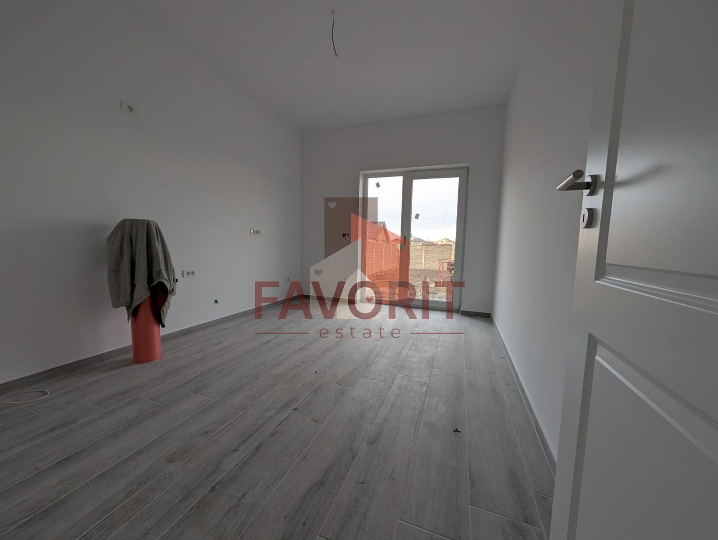 Duplex | Parter | Toate utilitatile | Finisaje premium | Curte generoasa - Poză 8