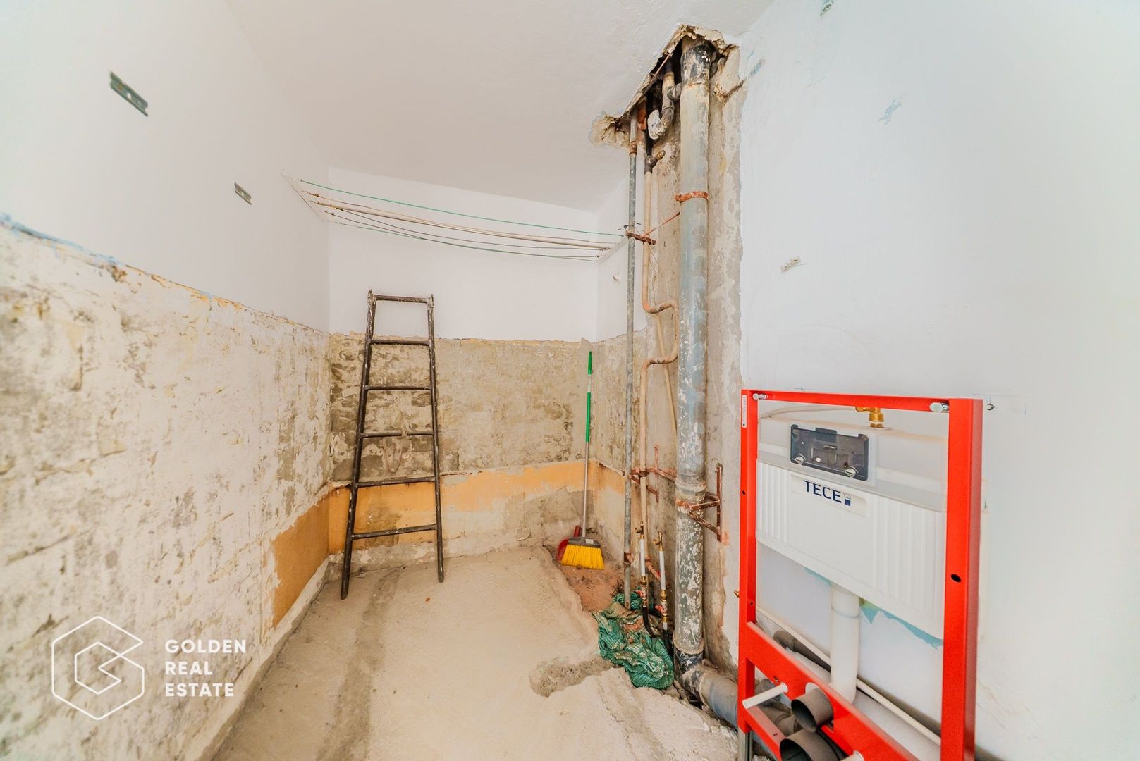 Apartament 3 camere, zona Alfa, decomandat - Poză 14