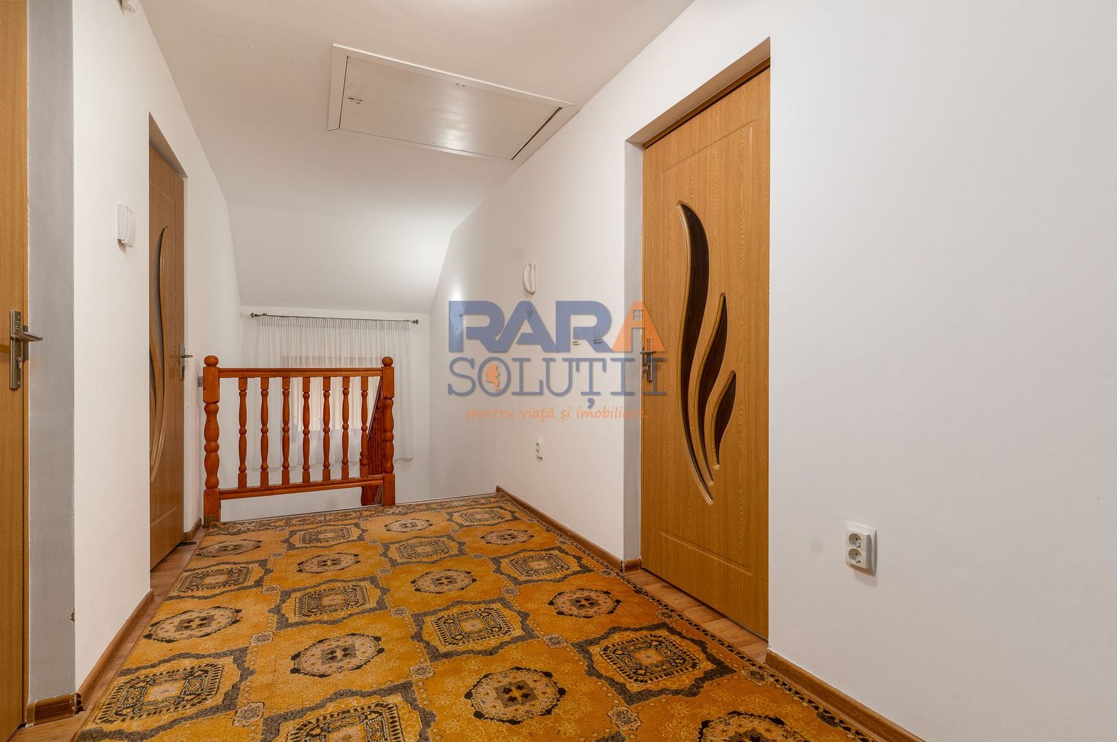 Casă 2013, teren 1366 mp, zonă centrală - Poză 11