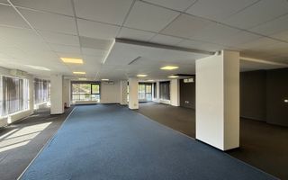 Spatiu de birouri 215mp langa Iulius Mall | 6 parcari in garaj - Poză 2