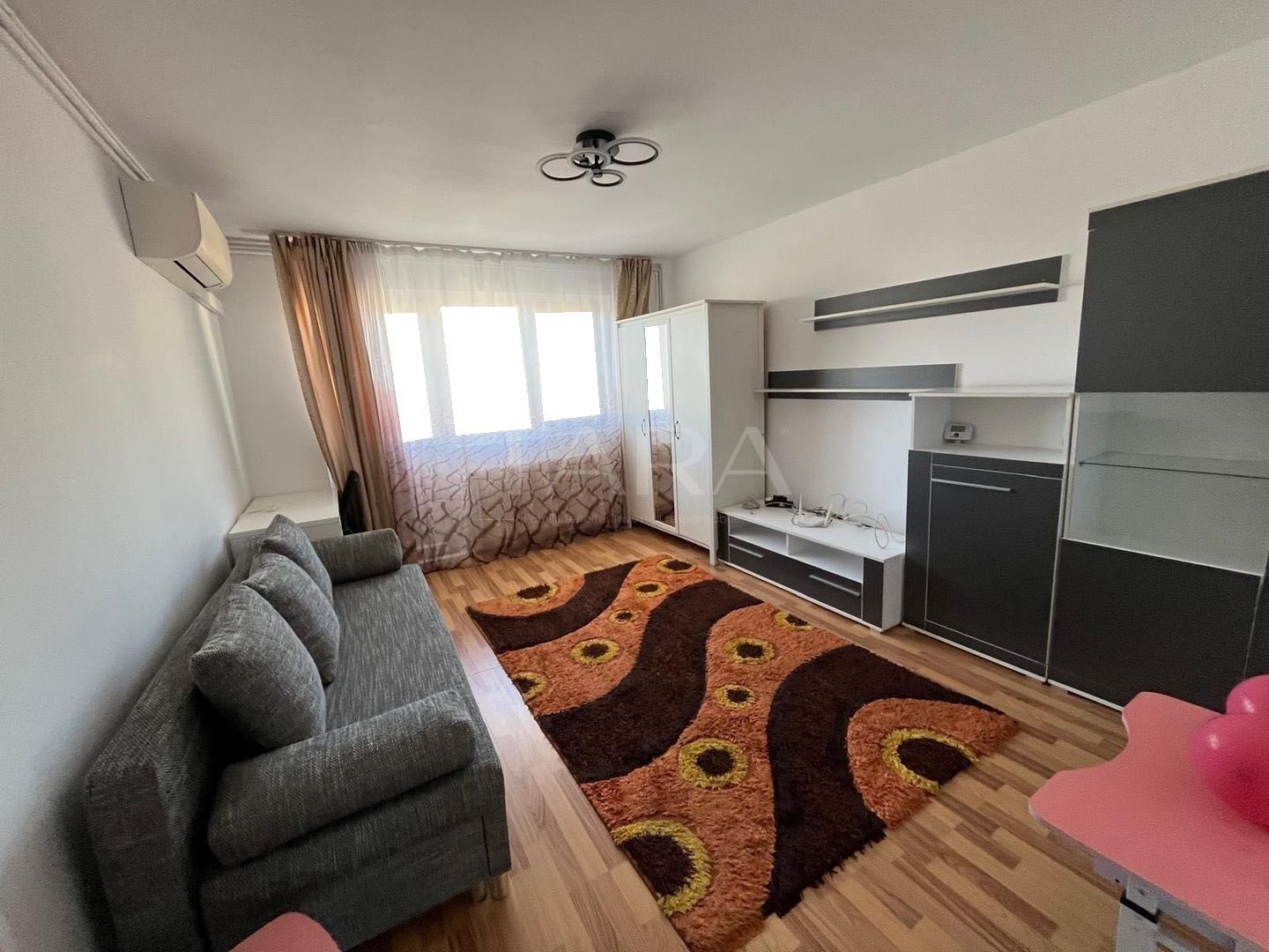 Apartament 2 camere decomandat – zonă liniștită, aproape de Someș. - Poză 1