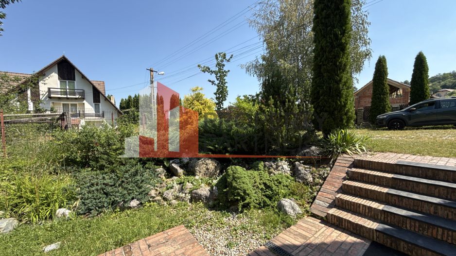 Pensiune  în Bran, sat Poarta – Afacere la cheie, locație premium - Poză 8