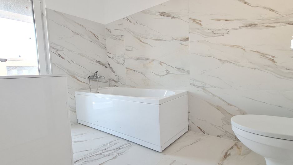 Casa individuala 4 camere 3 bai garaj Cartier Izvor Tarlungeni Brasov - Poză 5