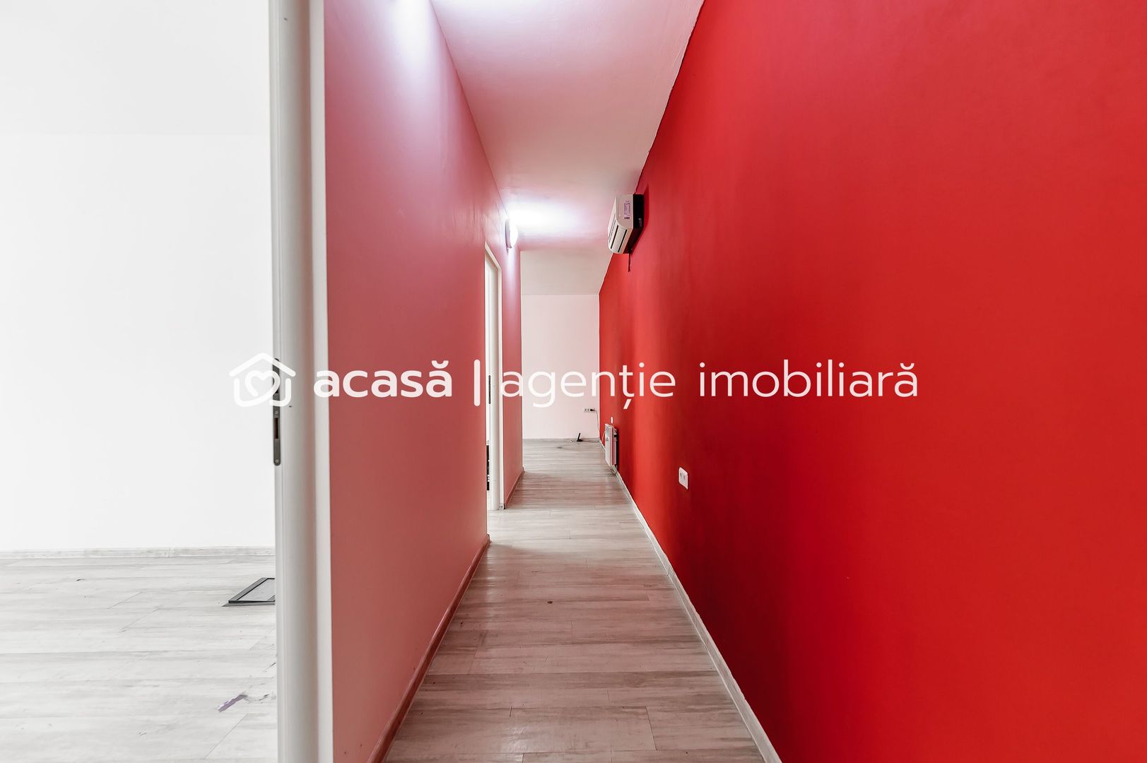 Birou de inchiriat ultracentral, la parter - Poză 4