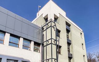 Spațiu modern de inchiriat destinat clinicilor sau companiilor - Poză 15