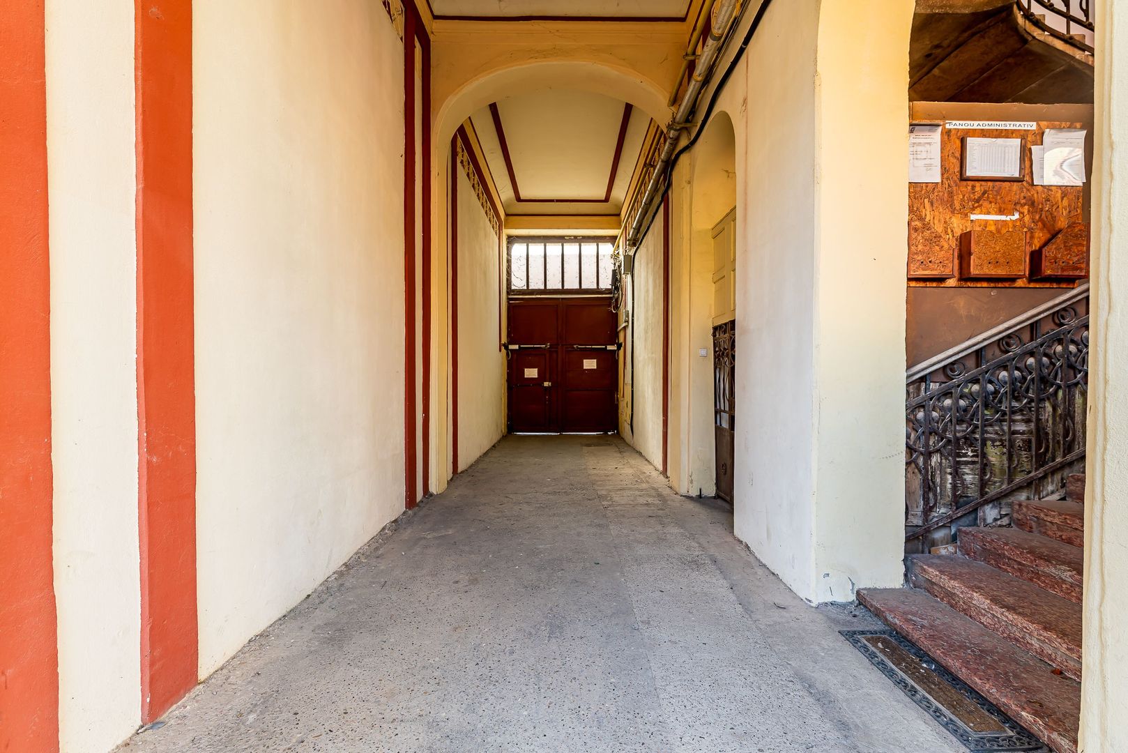 Apartament spațios cu 2 camere, situat pe strada Mețianu - Poză 9
