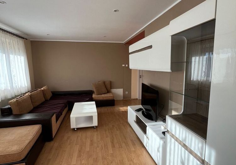 Apartament 2 camere de închiriat - Poză 1