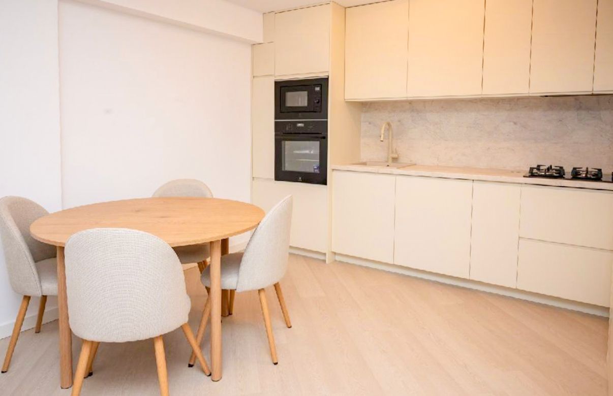 Închiriere apartament 3 camere, 79 mp | Cortina North - Poză 4