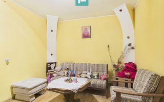 Casă cu 3 camere și teren de 700 mp în Cermei - Poză 2