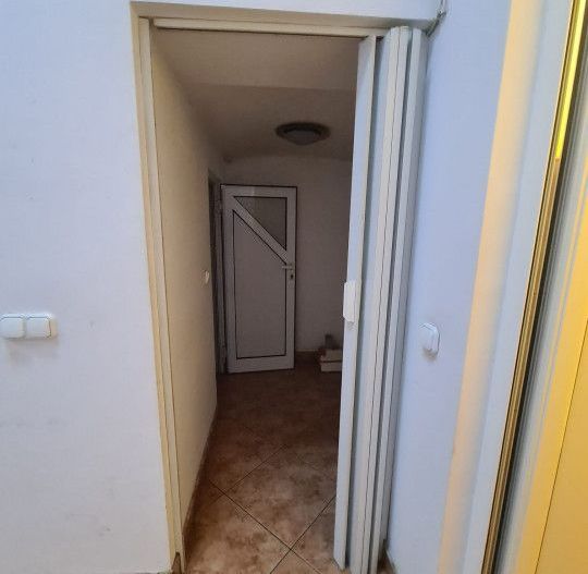Spațiu de ÎNCHIRIAT CENTRAL - Poză 7