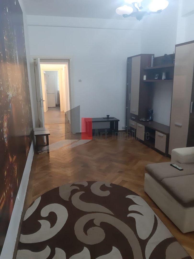 APARTAMENT 2 CAMERE  DRUMUL SARII - Poză 1