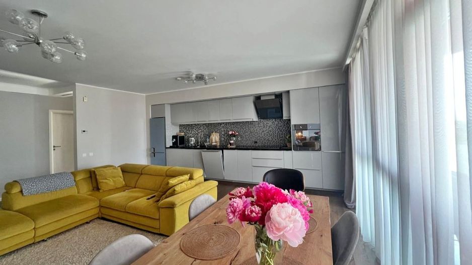 Apartament 3 camere parcare inclusa, Cartierul Ared, Oradea - VANZARE - Poză 1