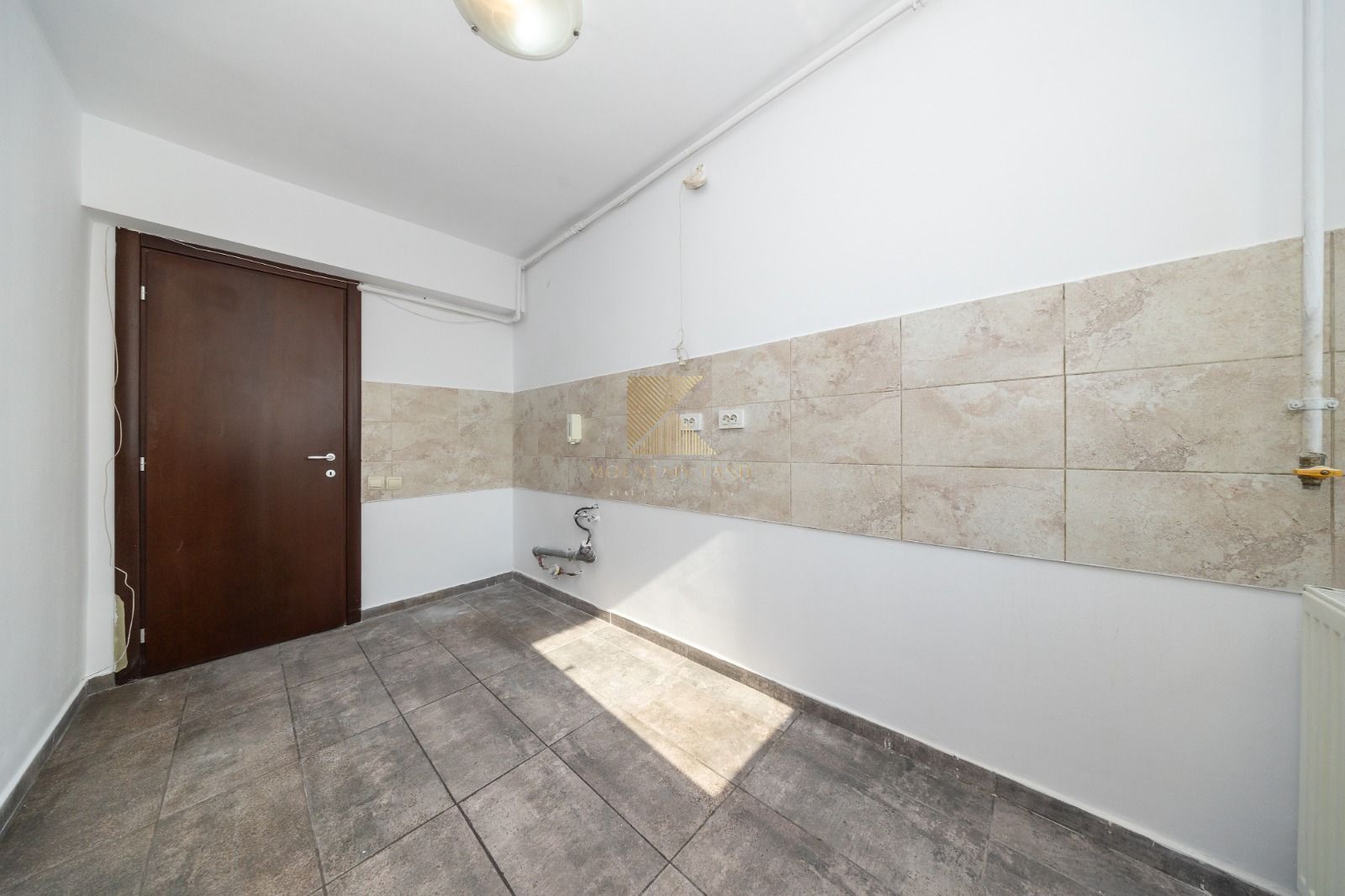 Apartament 3 camere, Bulevardul Victoriei 4, Etaj 7, Parcare subterana - Poză 3