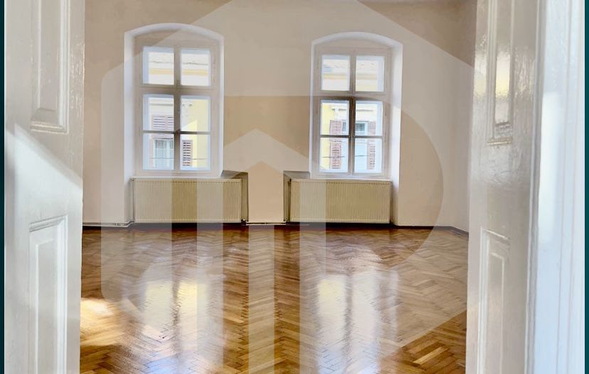 Apartament 2 Camere Ultracentral, Complet Renovat / Investitie - Poză 3