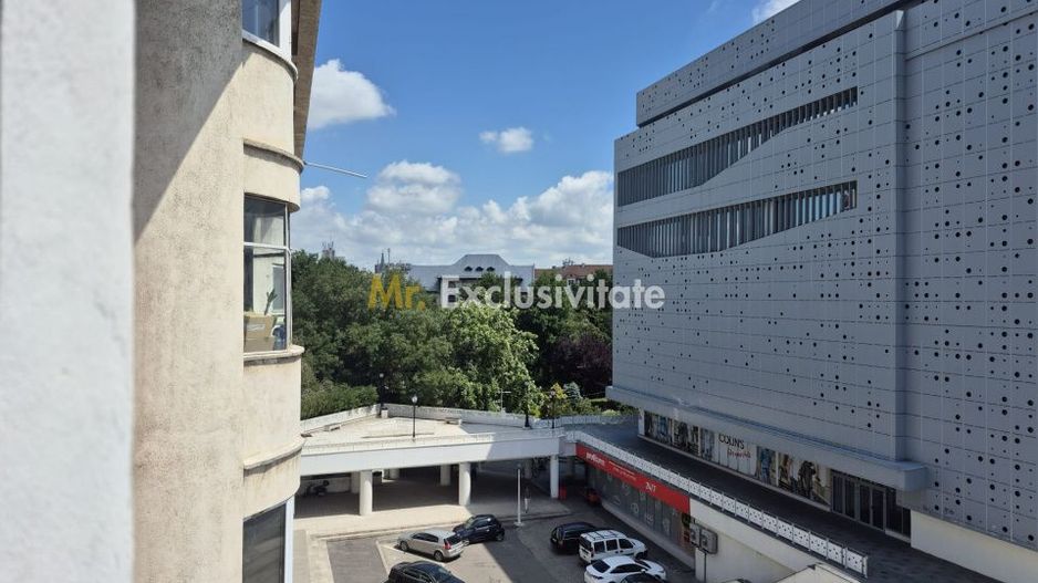 Apartament ultracentral, 3 camere, cu priveliste impresionanta, langa Mercur - Poză 22