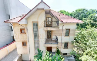 Vila premium ultracentrala, fara vecini, teren 377 mp, garaj! - Poză 48
