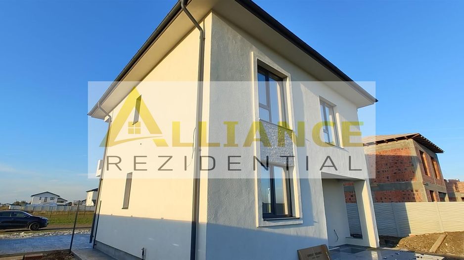 Casa individuala - 4 camere - 3 bai - 110 mp utili - Poză 2