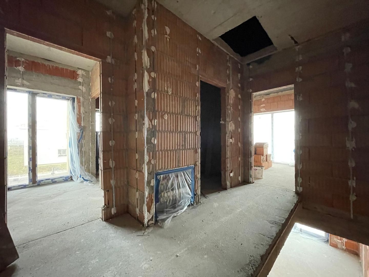 Duplex spatios - 4 camere - Mosnita Noua - Poză 14