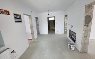 Apartament tip duplex, D+E, 5 camere, la cheie, 450 mp teren, Barabant - Poză 15