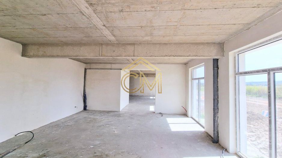Spatiu Comercial-160MP Construiti-Parter-6 Parcari - Poză 6