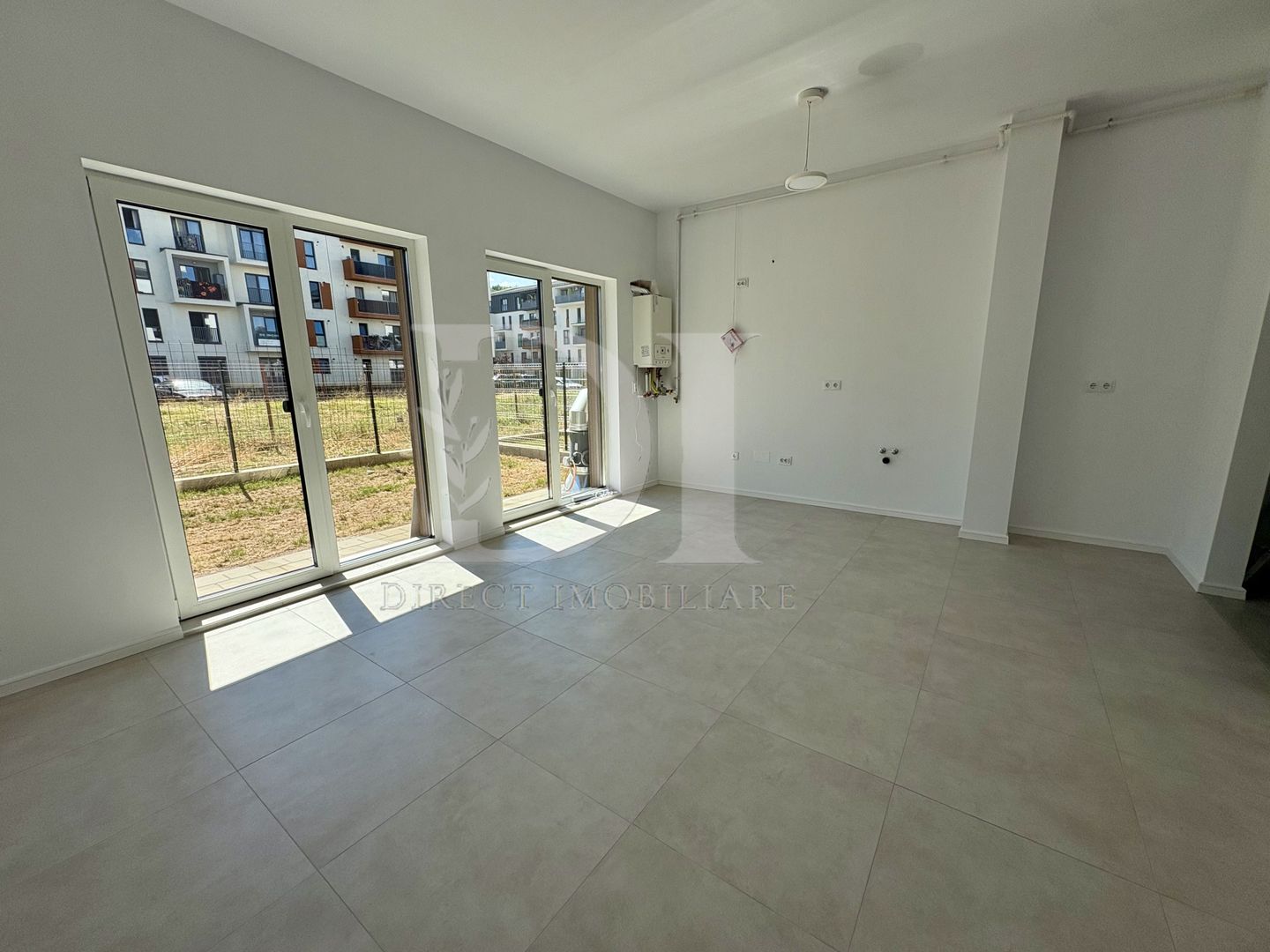 Apartament 2 camere | Curte 60 mp | zona Eroilor Floresti - Poză 2