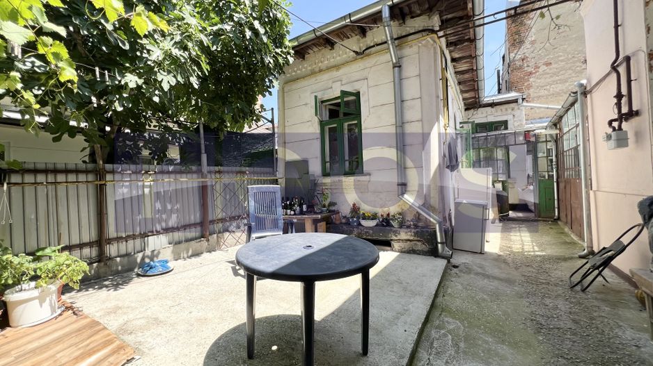 VANZARE CASA INDIVIDUALA 2 CAMERE | CURTE COMUNA | ZONA LINISTITA | TEREN 225 MP - Poză 1