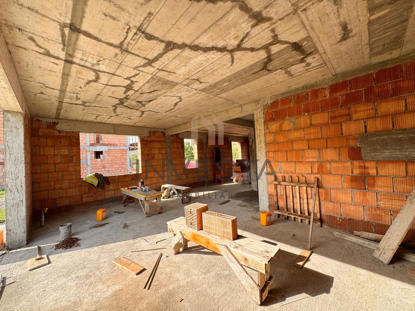 CASA INDIVIDUALA DE VANZARE SOPOR 800MP CURTE - Poză 9