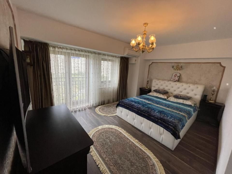 Unirii - P-ta ALBA IULIA, apartament 3 camere decomandate, etaj 5 - Poză 12