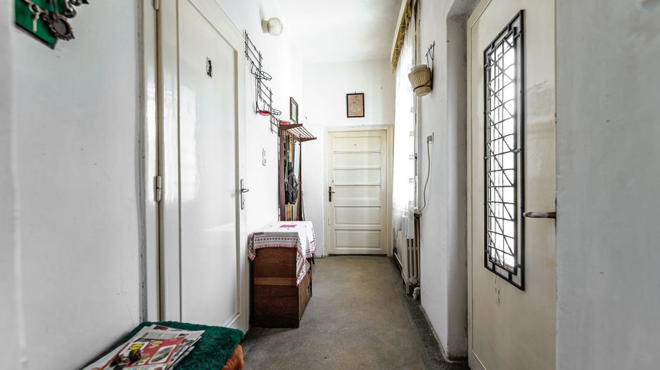 Casă cu 4 camere Augustin Doinaș - Poză 8