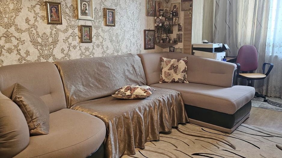 Apartament 2 camere de vanzare, IC Frimu, 57 mp, 2 balcoane, etaj 3/4 - Poză 2